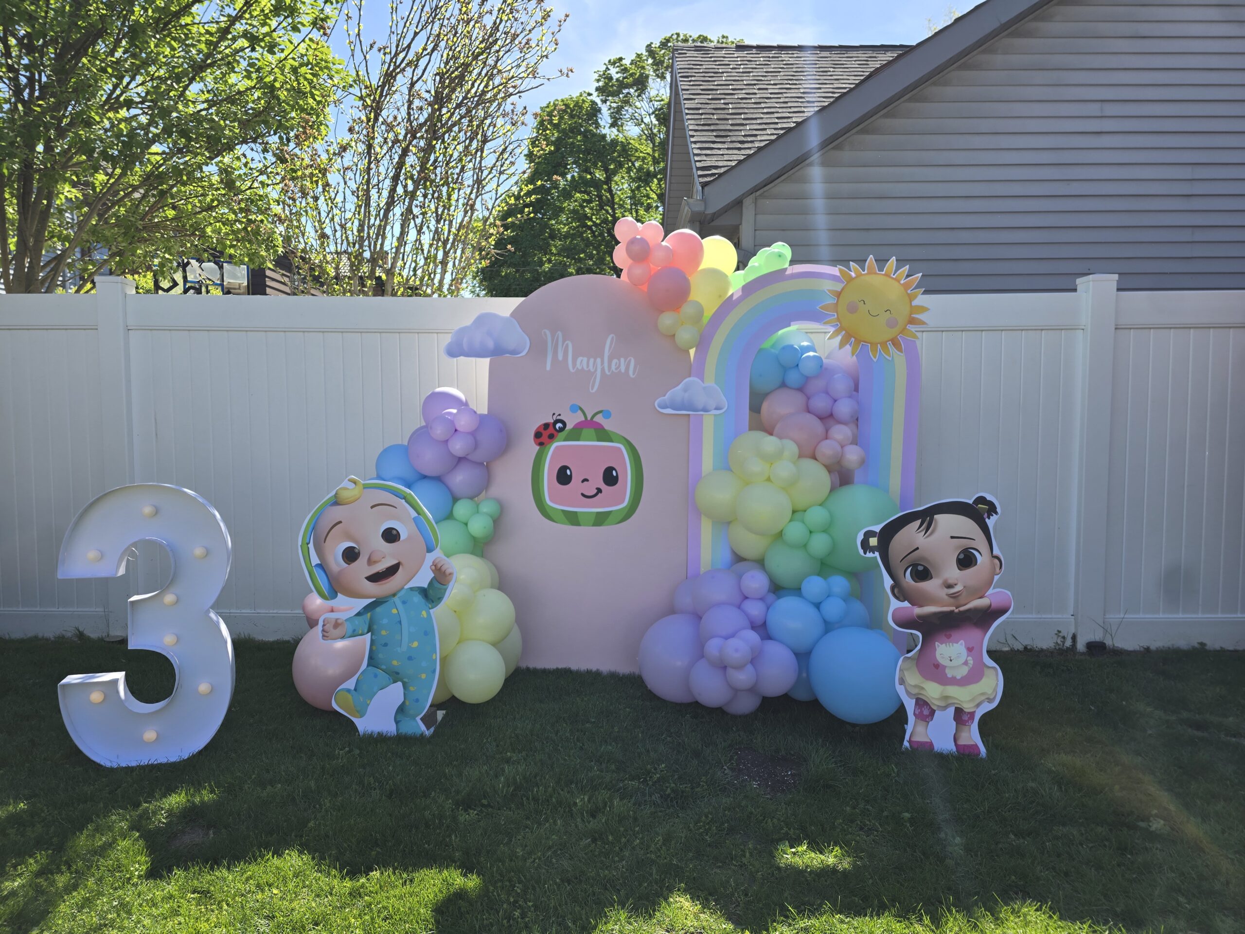 2 Backdrops setup