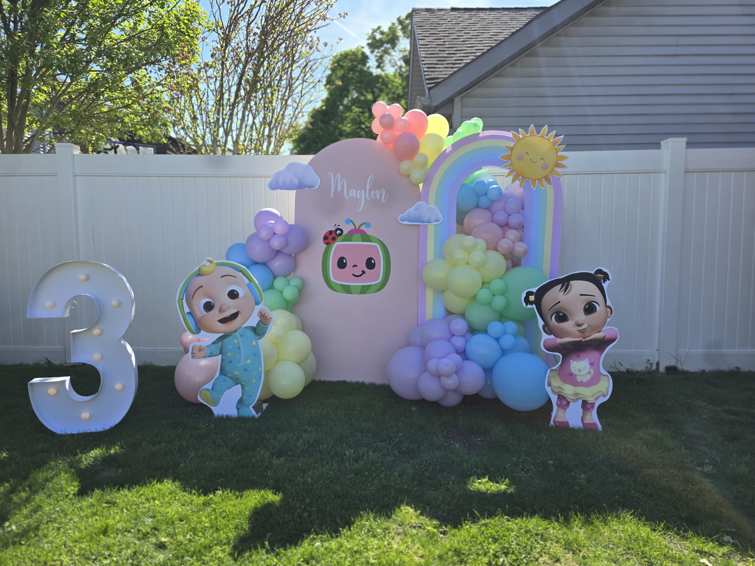 2 Backdrops setup